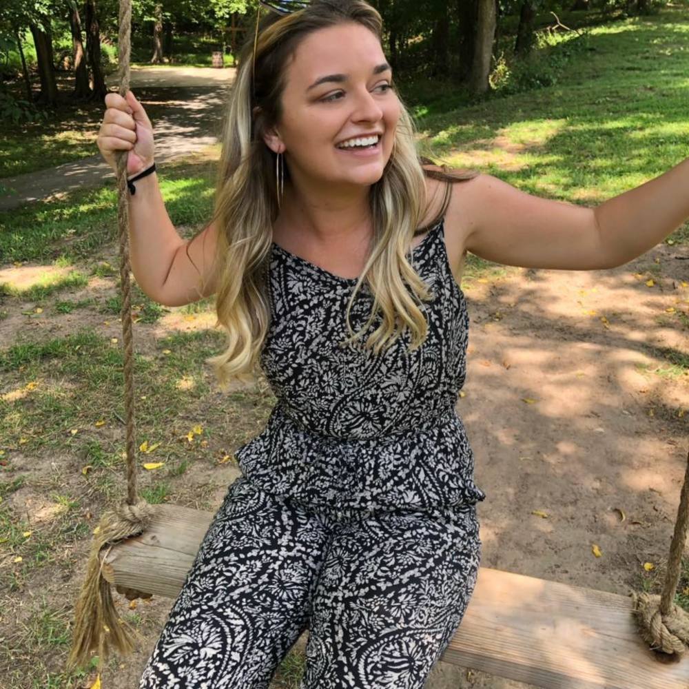 Meet your Posher, Hannah